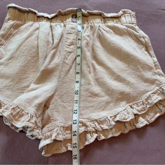 Lot of 4 Stylish Women's Shorts- Pink, Brown, Striped Linen Blend Sizes M and L - Picture 3 of 16